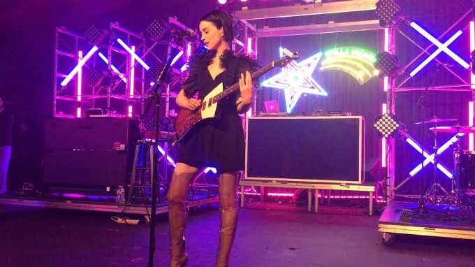 2019 01 StVincent1 2019 01 StVincent1