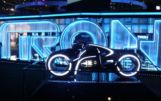 KEITH GRECO DECOR, Tron E3